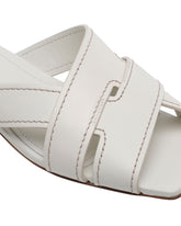 LEATHER SANDALS