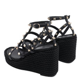 SANDALO CON ZEPPA ROCKSTUD
