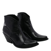 STIVALETTO