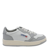 MEDALIST SNEAKERS