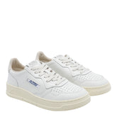 MEDALIST SNEAKERS