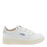 MEDALIST SNEAKERS