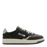 SNEAKER MEDALIST