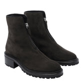 HIKE BOOTS