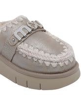 BOUNCE METAL LOGO CLOG