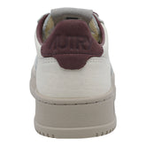MEDALIST SNEAKERS