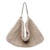 CHARM LOGO SHOULDER BAG