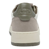 MEDALIST SNEAKERS