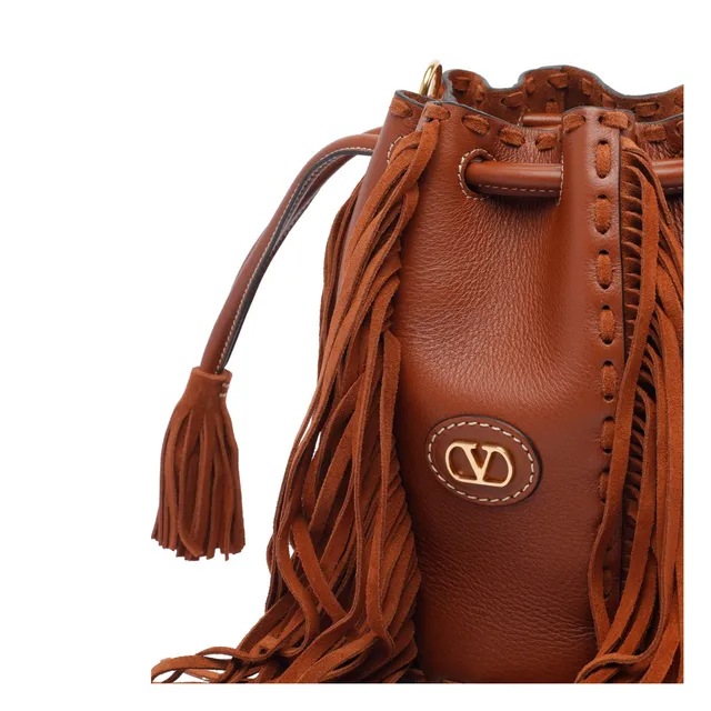 VALENTINO★VLOGO SIGNATURE SMALL BUCKET BAG WITH FRINGES VLOGO SIGNATURE SMALL BUCKET BAG WITH FRINGES B0R28LUJ/WU2