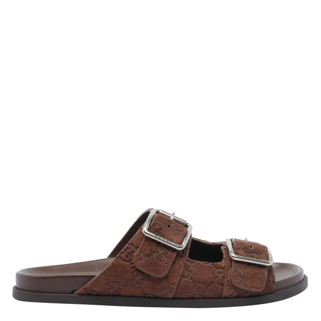 GUCCI｜SANDALS (816380 AADUO 2256) Men's slide sandal in brown GG suede | GUCCI® PL