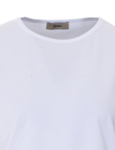 T-SHIRT WITH SPLITS