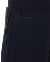 SOFT SWEATSHIRT OVER PANTS