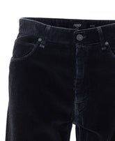 LOGO JEANS