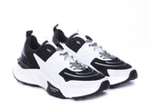 SNEAKERS TRUE ACT