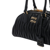 BORSA A SPALLA ARCADIE IN PELLE MATELASSE' CON LOGO MIU MIU