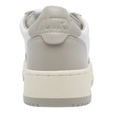 MEDALIST SNEAKERS
