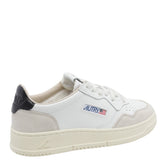 MEDALIST SNEAKERS