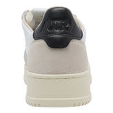 MEDALIST SNEAKERS