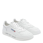 SNEAKER MEDALIST CON LETTERING