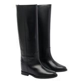 STIVALE IN PELLE CON V