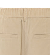 PANTALONE CON DETTAGLIO MONILE