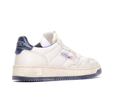 MEDALIST SNEAKERS