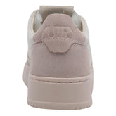 MEDALIST SNEAKERS