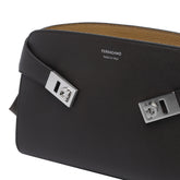 HUG MESSENGER BAG