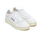 MEDALIST SNEAKERS