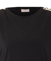 T-SHIRT WITH REINFORCED SHOULDERS