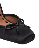 SCARPA CON TACCO LARINA