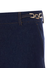 BOOTCUT JEANS WITH CHAIN DETAIL