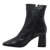 BOOTIES