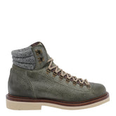 MOUNTAIN BOOTS