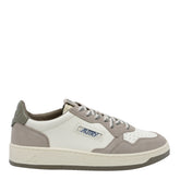 MEDALIST SNEAKERS